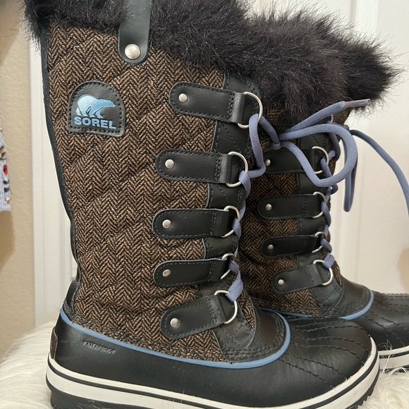 Sorel Toffino Herringbone Boots - Picture 5 of 8